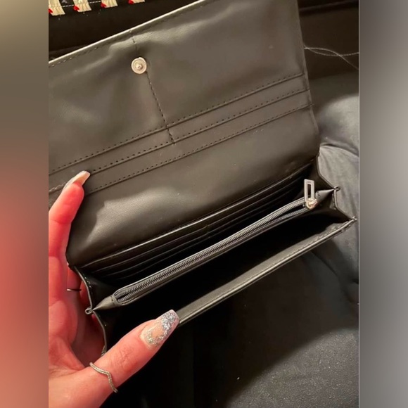 2/$30 Black Guess wallet - Picture 3 of 3